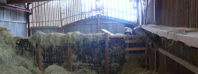 Séchoir solaire de fourrage en grange