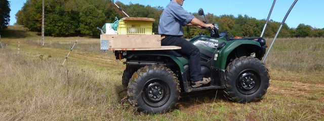 Passage du quad sur les clôtures