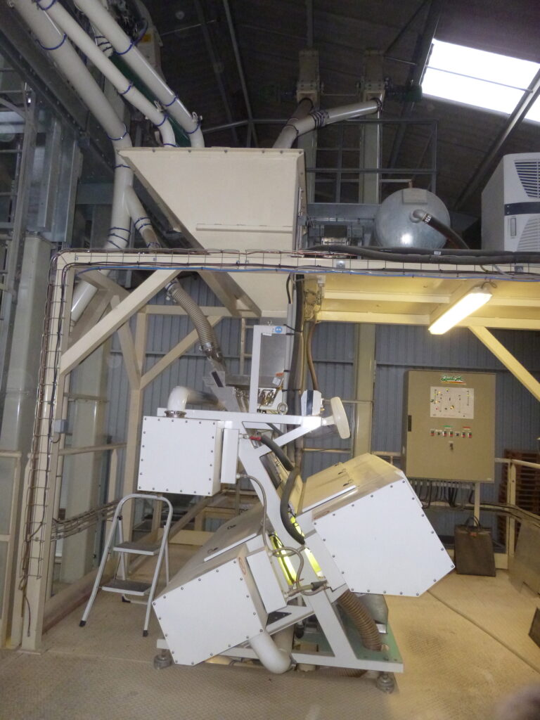 Trieur optique de la coopérative Qualisol (10/2016) © L. Zaccagnini